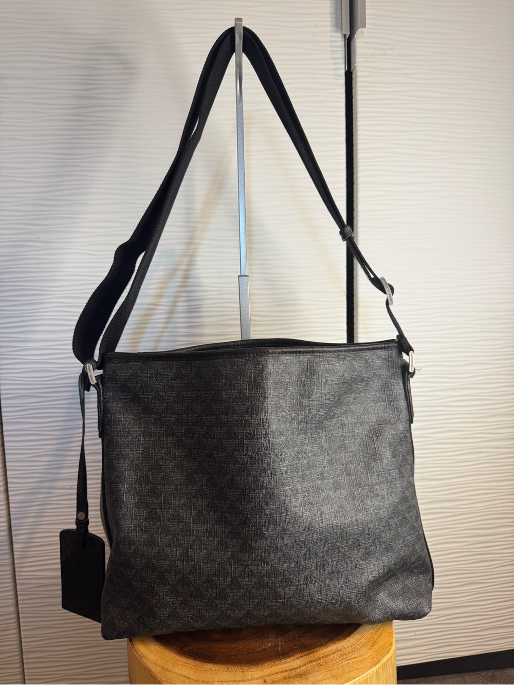 Authentic Emporio Armani Black Saffiano Crossbody Messenger Bag | Made in Italy